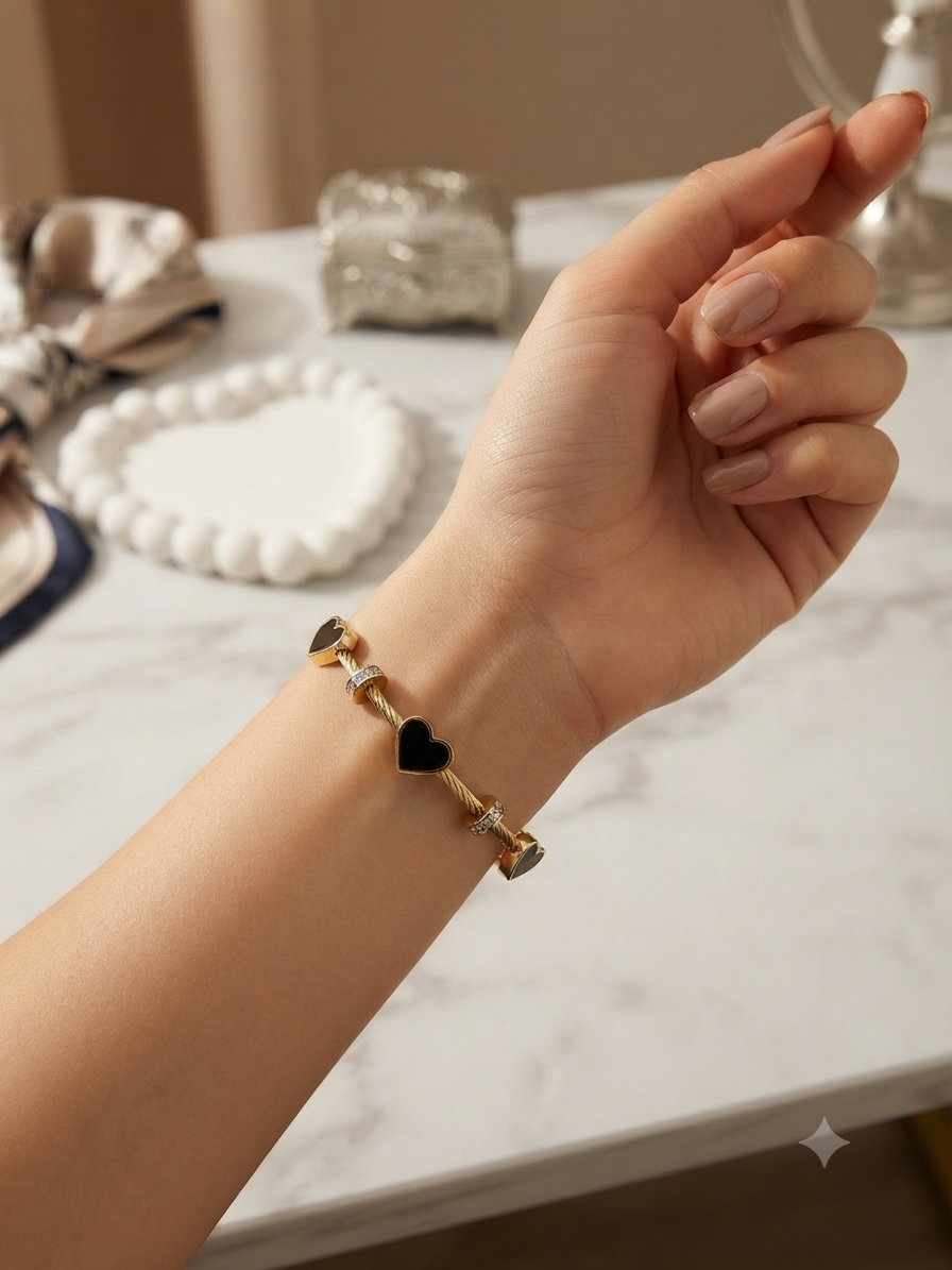 Heart theam magnetic bangle