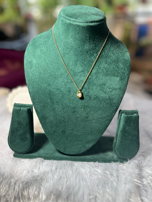Pearl attached pendent