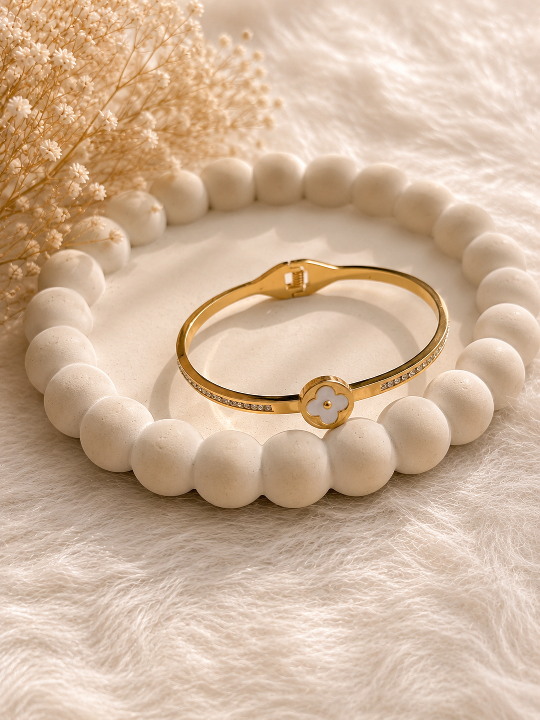 Gold Clover Stone Bangle
