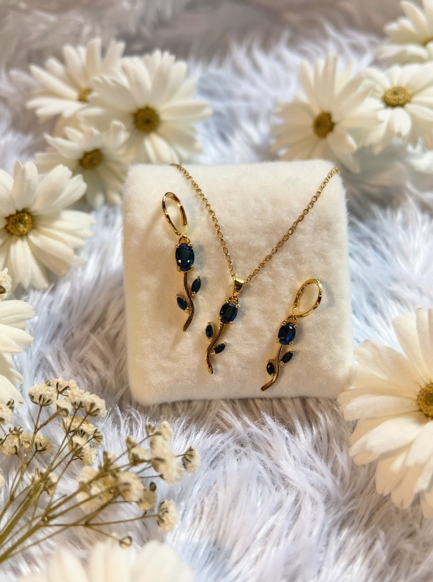 blue tulip pendant necklace with matching earrings. HJ-1072