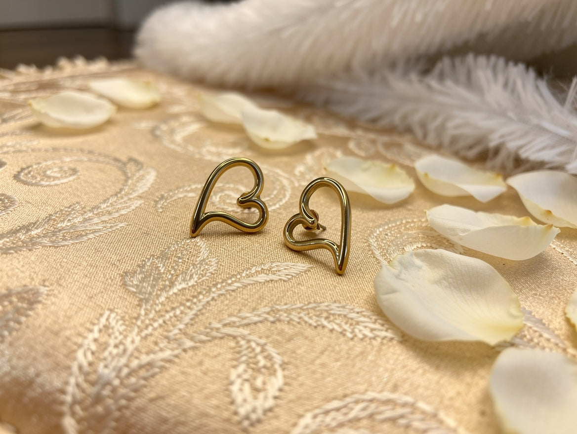 Heart Outline Stud Earrings.