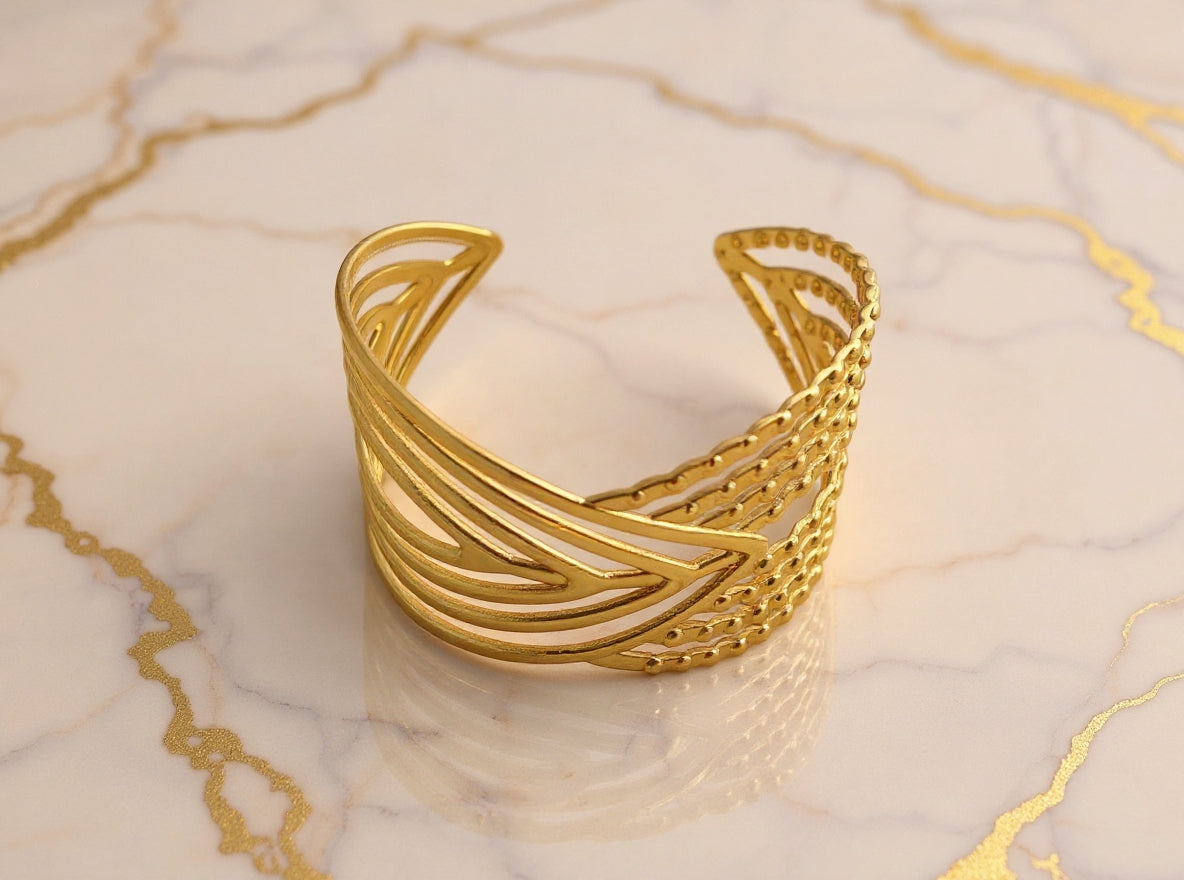 Contemporary cuff bangle