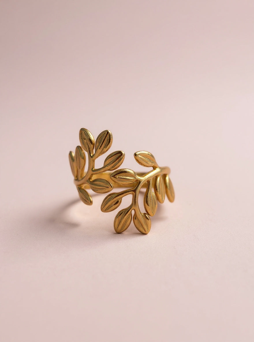 Clover themed ring HJ-1065