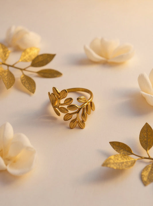 Clover themed ring HJ-1065
