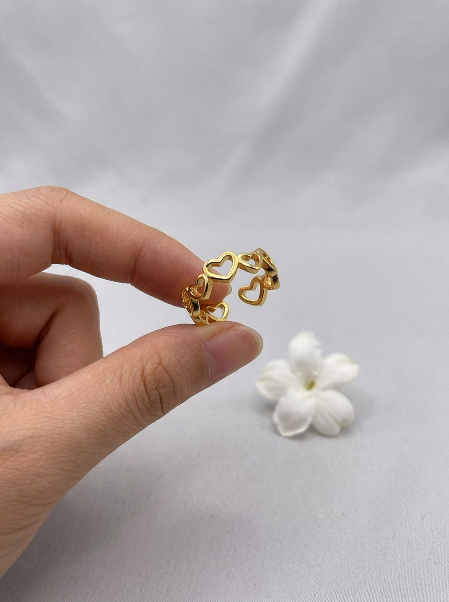 Heart themed ring