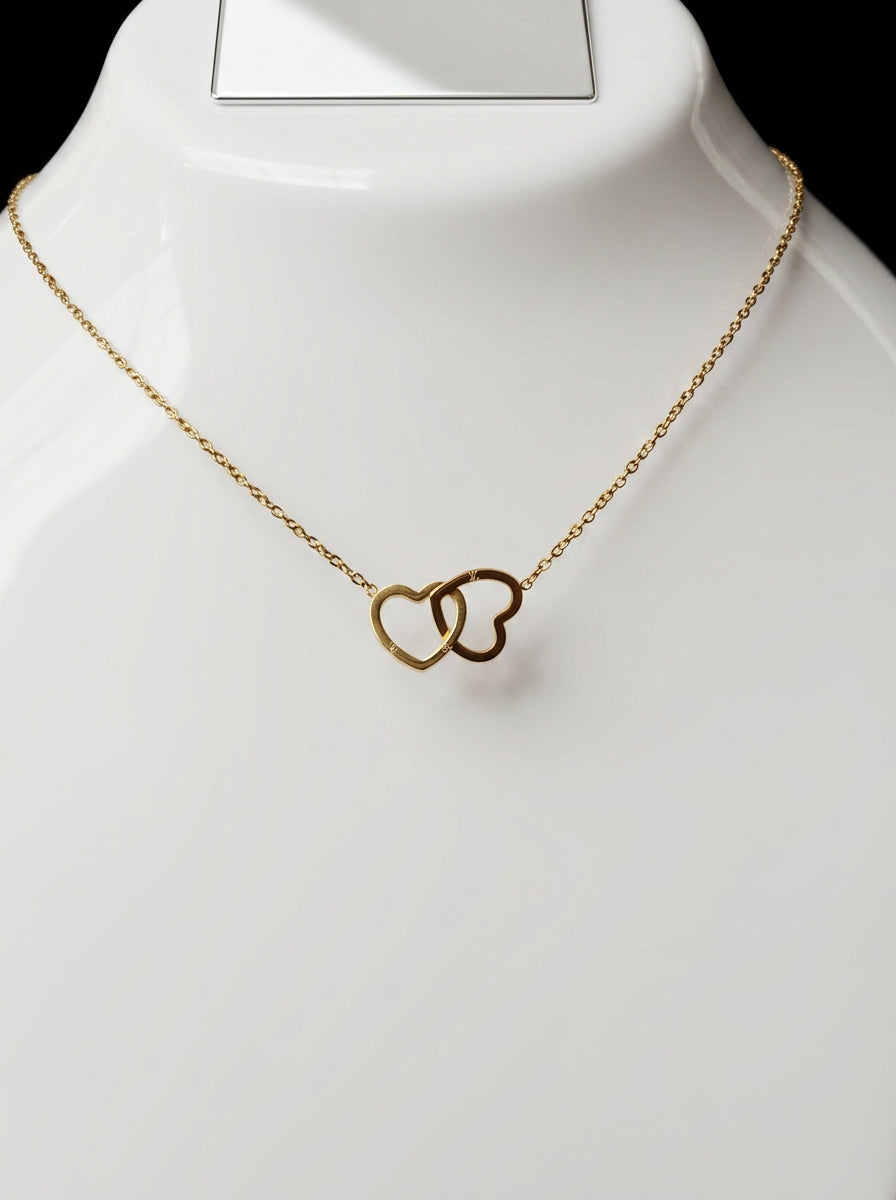Double heart themed pendent