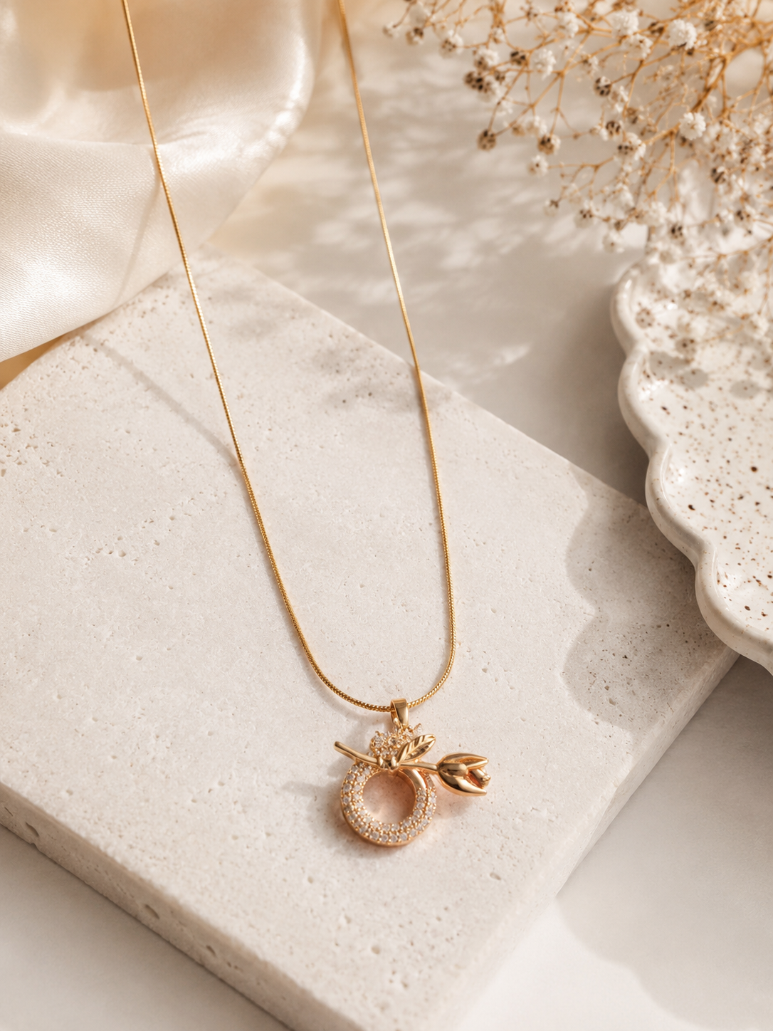 Halo Bow Circle Pendant