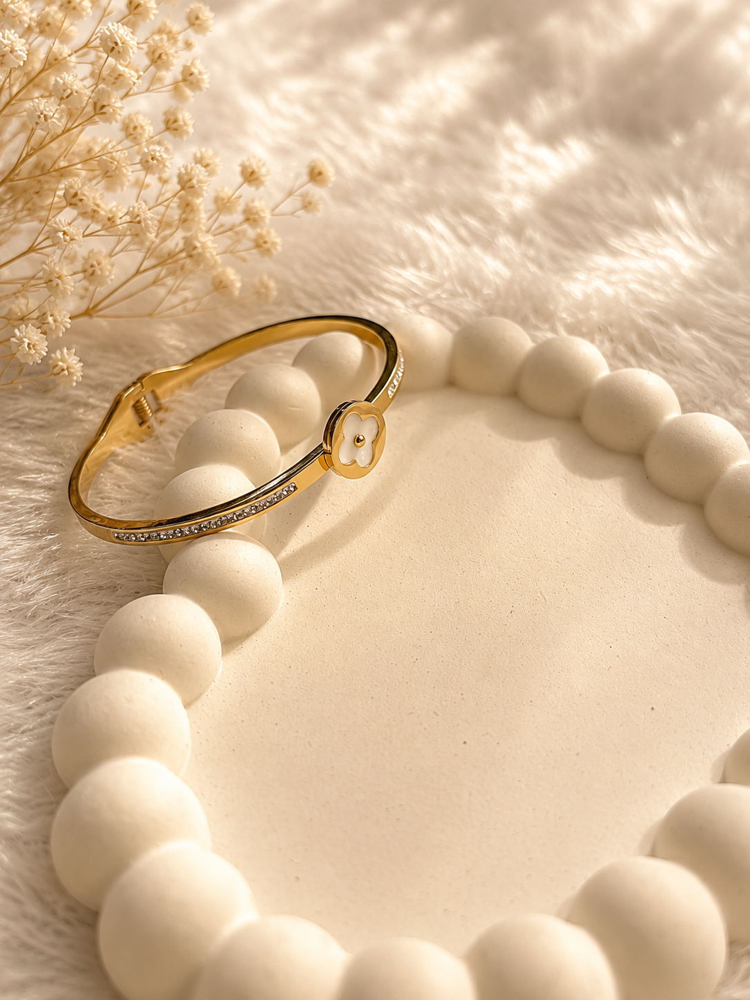 Gold Clover Stone Bangle