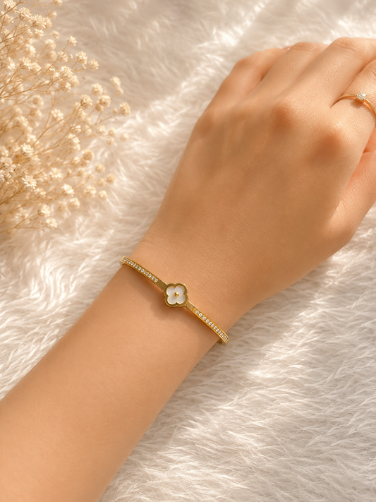 Gold Clover Stone Bangle